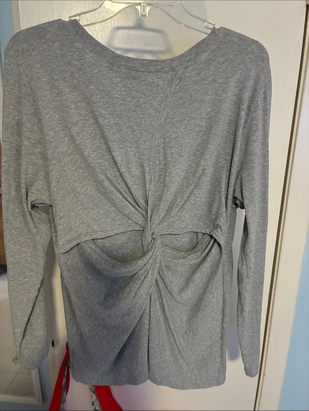 CAbi Heather Gray Twist-Back Long Sleeve Tee XL